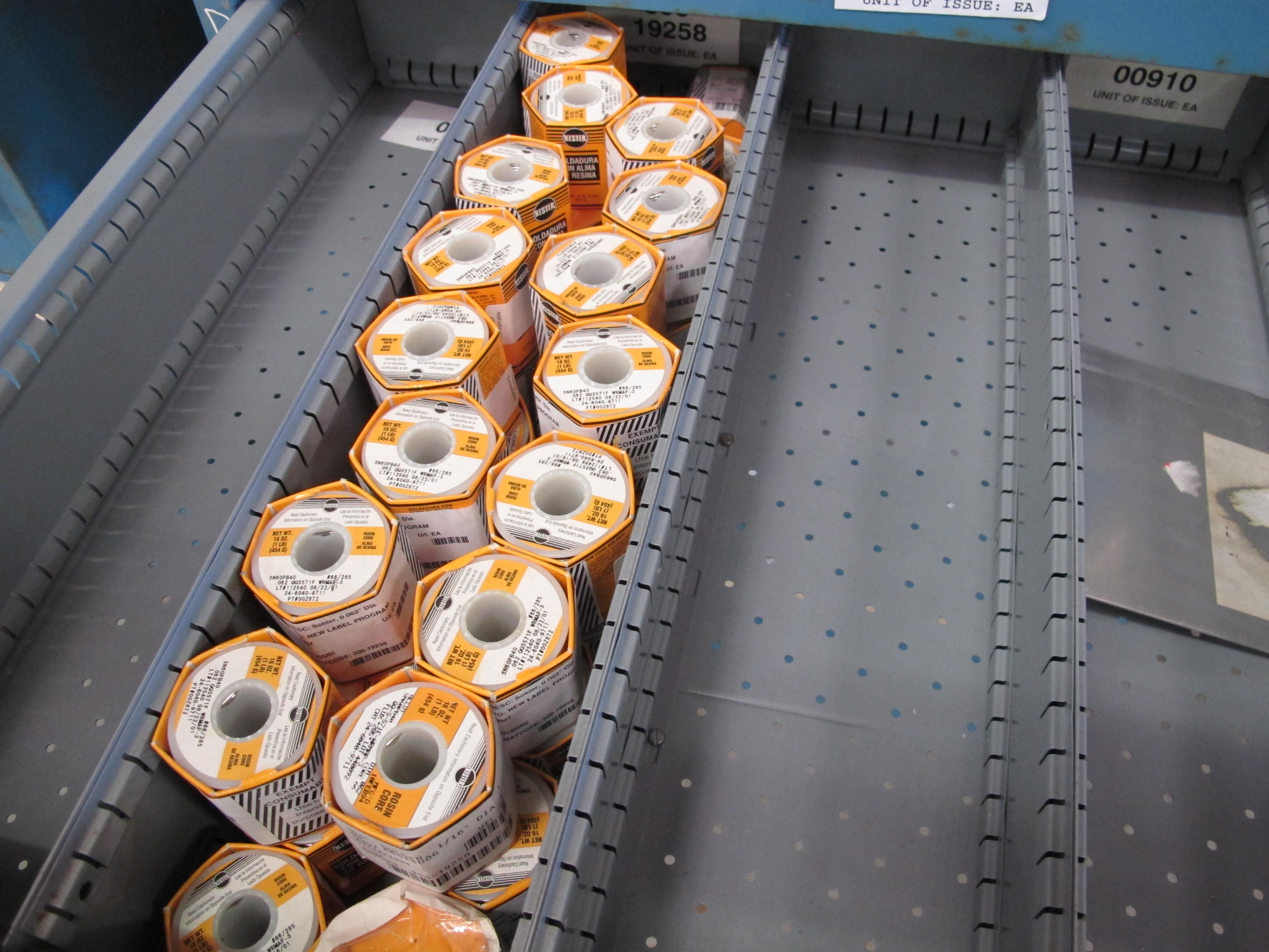 LISTA HEAVY DUTY 10-DRAWER PARTS CABINET W/ CONTENTS (W-44) LOADING & HANDLING FEE $25-